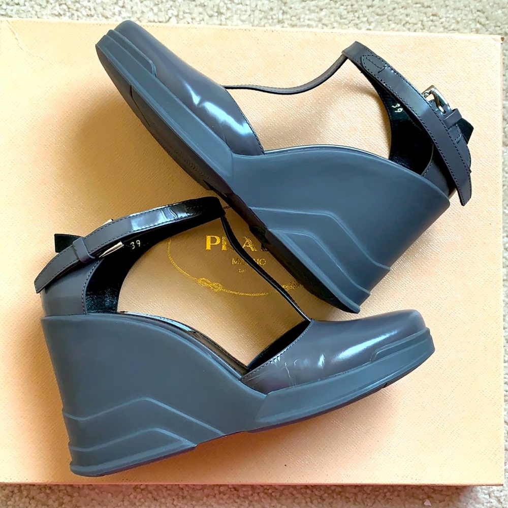 Prada wedge Mary Jane spazzolato leather Sz 39